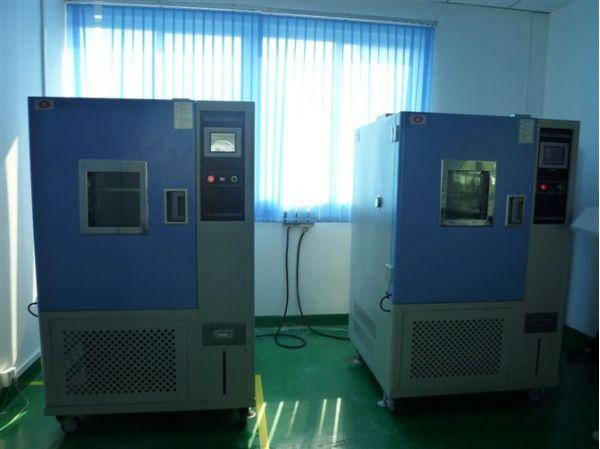 高低温试验箱做高温150度检测时忽然起烟该怎么办呢？